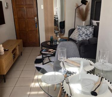 Greater Johannesburg Metropolitan Area House | B-Hive at Devland Room 2