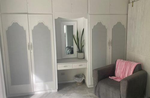 Beacon Bay Bed & Breakfast | B2Basics