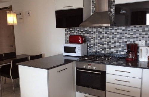Side Apartment | Babylon 66 ; An outstanding holiday home ticks every box
