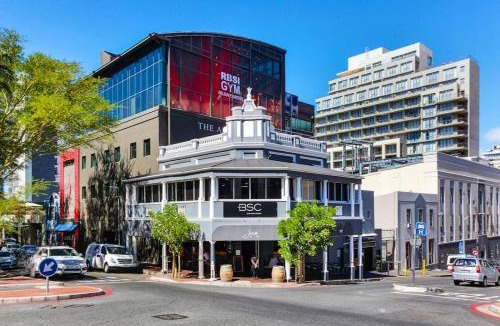 Cape Town City Centre Apartment | Backup-Power Mountain View Trendy Apartment