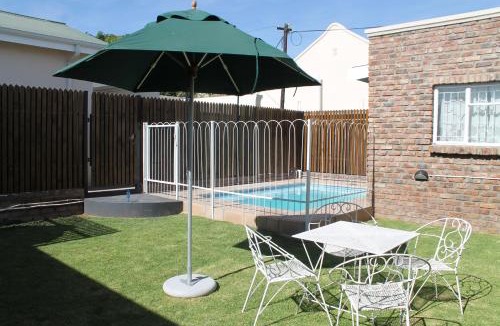 Beaufort West House | Bakgat Blyplek