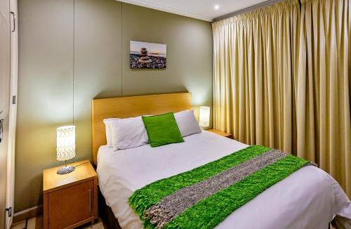 Westbrook Apartment | Bali Hai 603