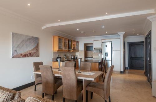 Ballito Apartment | Ballito Manor View 505 - With Generator