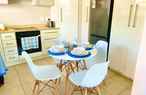 Ballito Apartment | Ballito Sun-Shine families or couples only