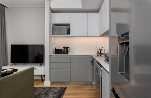 Sea Point Promenade Apartment | Bantry Bay Luxury Apartment with Ocean Views