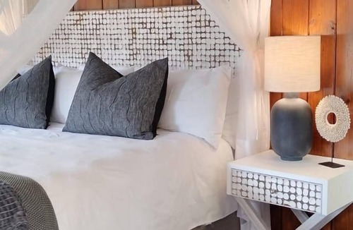 Addo Cabin | Barefoot Addo Elephant Lodge