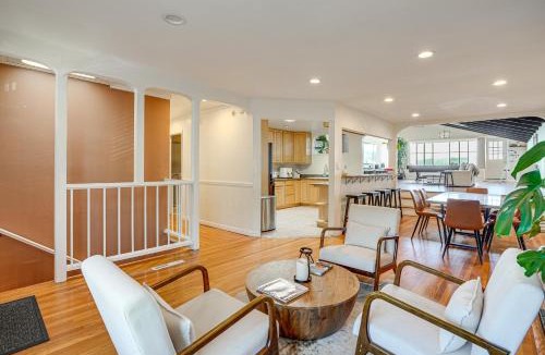South San Francisco House | Bay Area Family Home w/Indoor Pool + Game Room