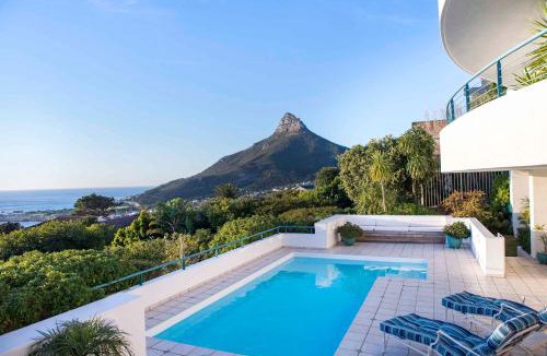 Camps Bay House | Bay Reflections Camps Bay Luxury Serviced Apartments