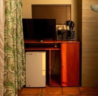 Hartbeespoort Apartment | Bay View 9 at Harties Lodge - Meerhof