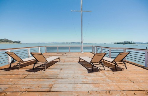 San Rafael House | Bayfront Yacht-Style Home | Private Pier