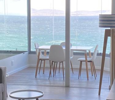 Eastcliff Apartment | Bayview 208