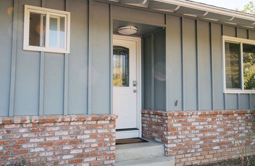 Atascadero House | BBQ + Spa + Firepit | Atascadero Near the Lake | Lake Park Landing