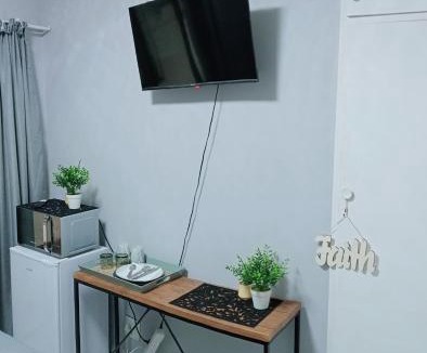 Ekurhuleni Apartment | Be Our Guest Near OR TAMBO International Airport