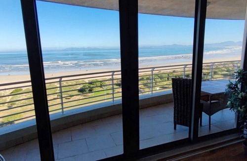 Firgrove Rural Condo | Beach Apartment 145m2, daily sunset, False Bay view, TOP location