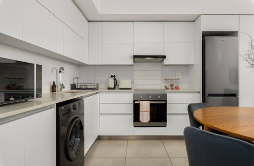 Plumstead Apartment | Beach Break 46