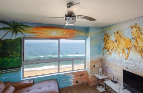 Kingsborough Apartment | Beach Front Self Catering Apartment With Pool