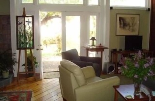 Outer Sunset Apartment | Beach Hide-Away at San Francisco's Ocean Beach