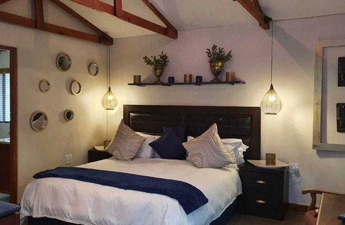 Strand House | Beach Manor - 22 Pax