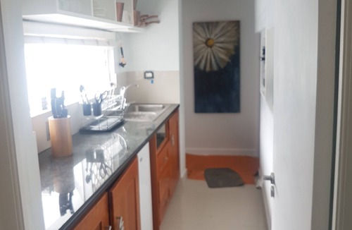 Gordons Bay Central Apartment | Beach on Antilles - Sandy Toes and Relaxation just steps away from your room