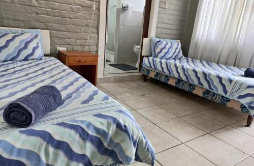 Kidd's Beach Apartment | Beach Rock Cottage