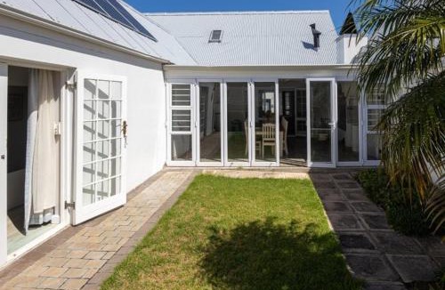 Hermanus House | Beachcomber's Rest