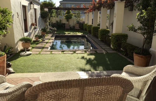 Elgin House | Beachfront apartment