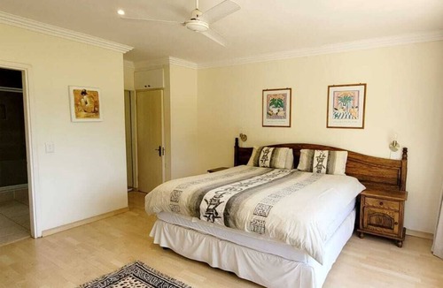 Shelly Beach Apartment | Beachfront family apartment