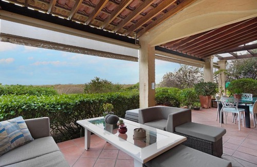 Sunset Beach Villa | Beachfront Tuscan Villa Sunset Beach