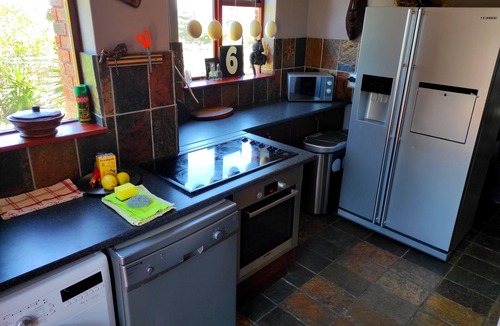 Jeffreys Bay Apartment | Beachfront Villa Africa Queen Jeffreys