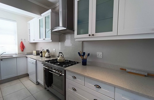 Robberg Beach Apartment | Beachy Head Hideaway 5 | 🏊🏼Pool, Robberg Beach 🏖