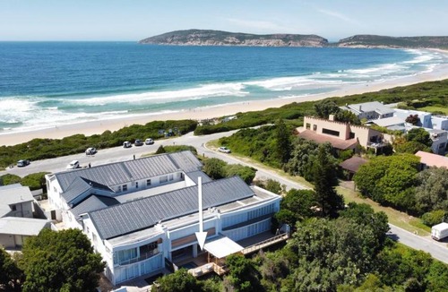 Robberg Beach Apartment | Beachy Head Hideaway 5 Pool Robberg 5 Beach