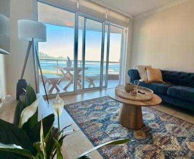Flamingo Vlei Apartment | Beautiful 2 Bedroom Apartment with Ocean Views, Bloubergstrand
