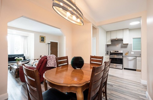 Outer Sunset Condo | Beautiful 3 bedroom beach condo a block away from GG park