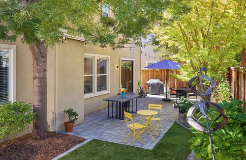 Napa House | Beautiful 4 Bedroom Napa Valley Wine Country Getaway - Food & Wine Mecca