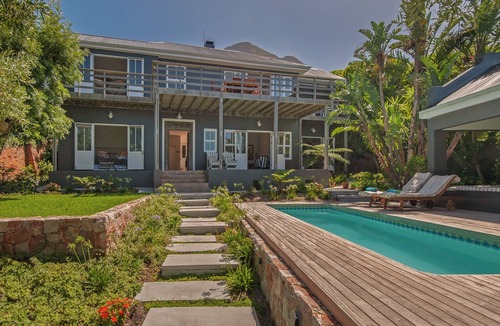 Voelklip Villa | Beautiful 8 Bedroom Villa in Hermanus
