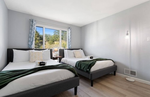 Pacifica House | Beautiful Home Near Beaches and QuietNeighborhood5