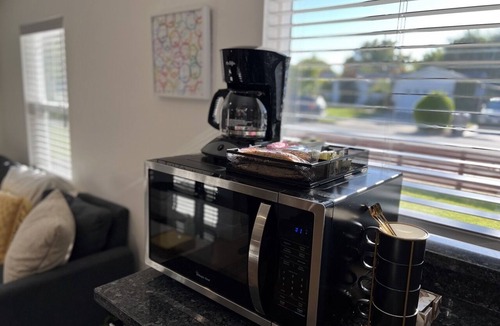 West San Jose Apartment | Beautiful Studio with Private entrance and Patio
