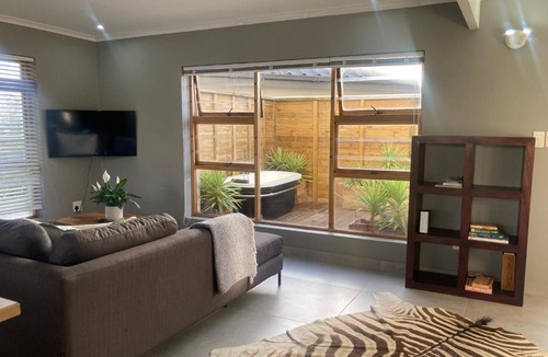 Linkside Villa | Becks at The Bay Loadshedding free