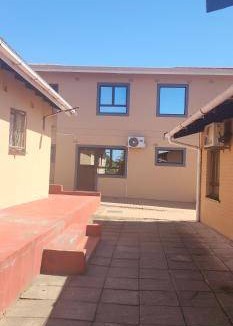 Ethekwini Bed & Breakfast | Bed and breakfast ∙ 8 guests