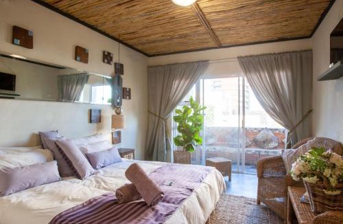 Strand House | Bedrock Guest Studios