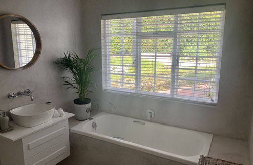 Constantia Bed & Breakfast | Beluga of Constantia Guest House