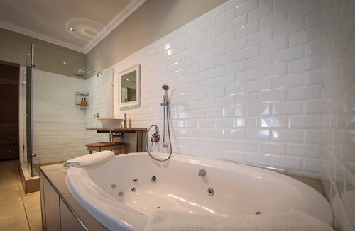 Schoemanshoek House | Berluda Farmhouse & Cottages