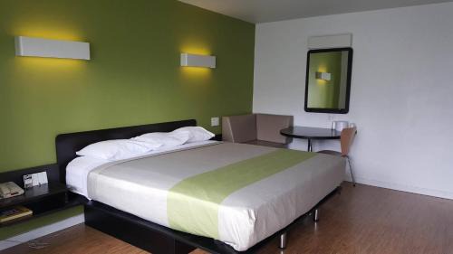 San Rafael Hotel | Bermuda Palms Hotel