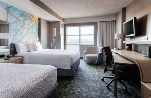 Emeryville Hotel | Best Place to Unwind! 3 Modern Units, w/Pool, Pet-Friendly, Near Novartis Park!