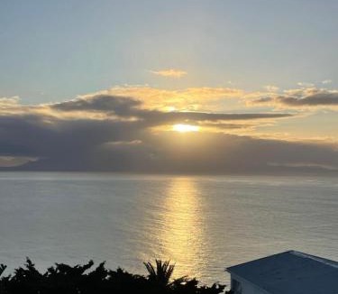 Fish Hoek Apartment | Between Mountain and Sea