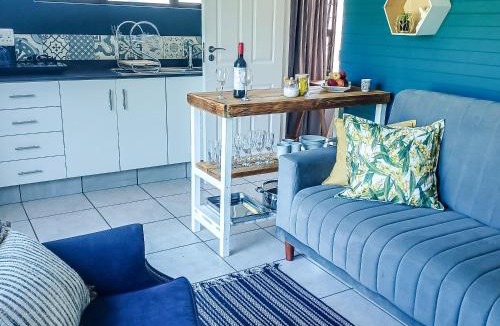 Umkomaas Apartment | Big Blue Breaks