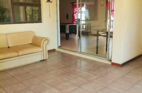 Trawal House | Big Family/Group Summer Vacation-Cape Town, South Africa
