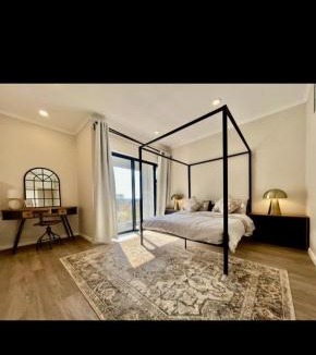 Kareeberg House | Big M's Luxurious home