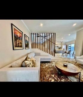Kareeberg House | Big M's Luxurious home