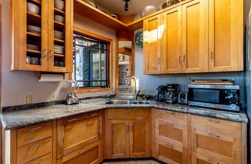 Big Sur House | Big Sur Beautiful Ocean View Private Stone House Estate Monthly Booking